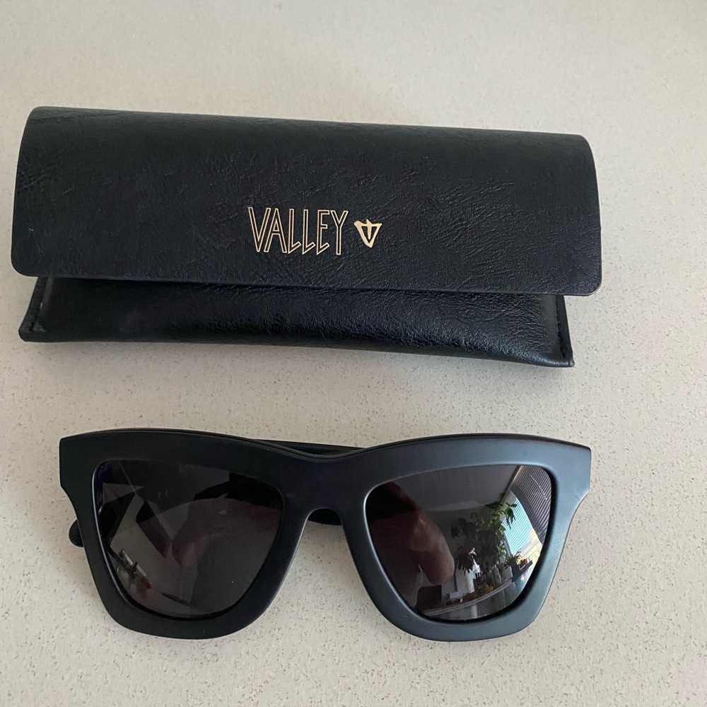 Valley Eyewear Oversized Matte Black DB Sunglasses